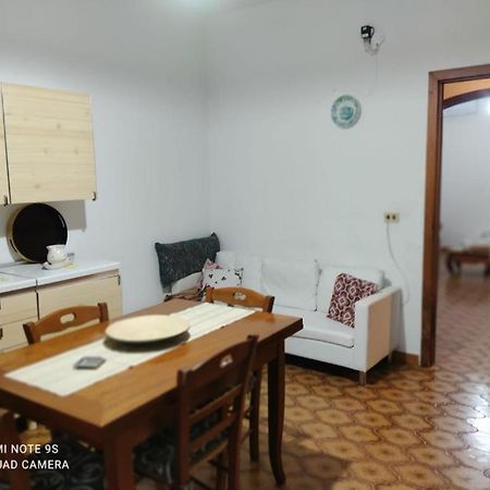 Casada Spazioso E Luminoso Appartamento Tricase Bagian luar foto